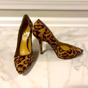 NEW Nine West Calf Hair Animal Print pump - size 6.5